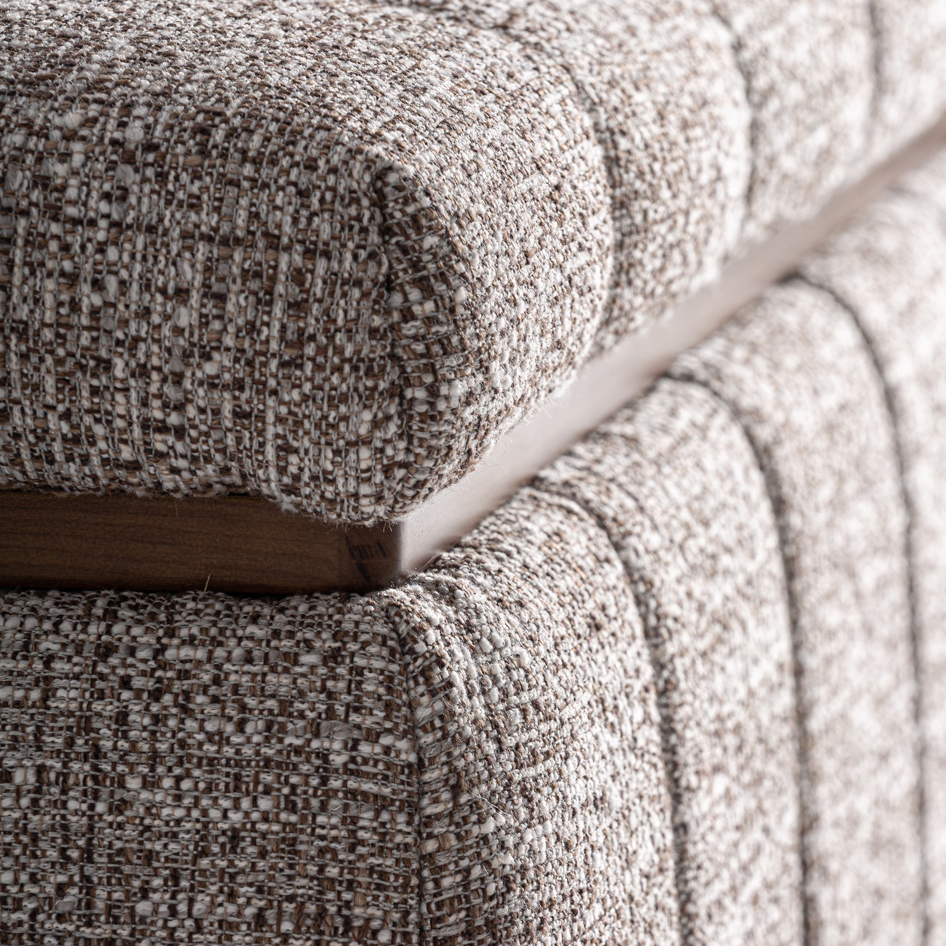 ONTORIA BED FOOT STOOL